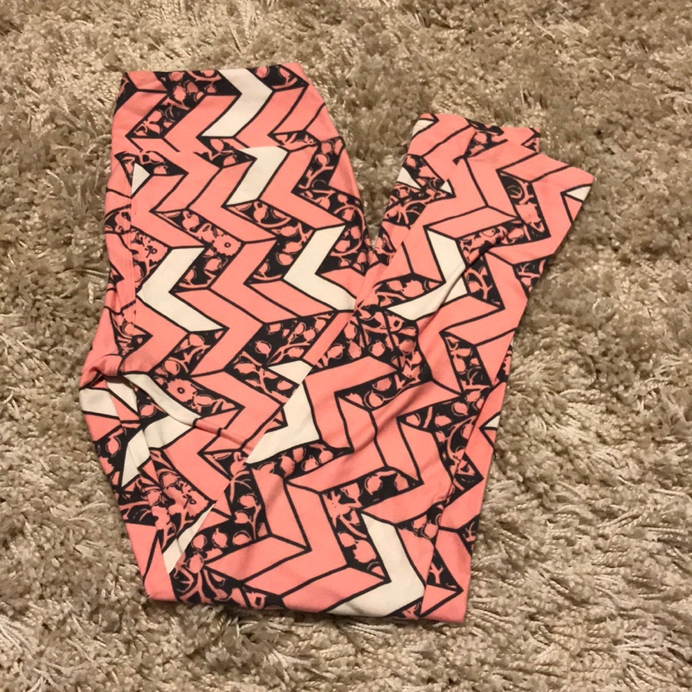 LuLaRoe OS leggings